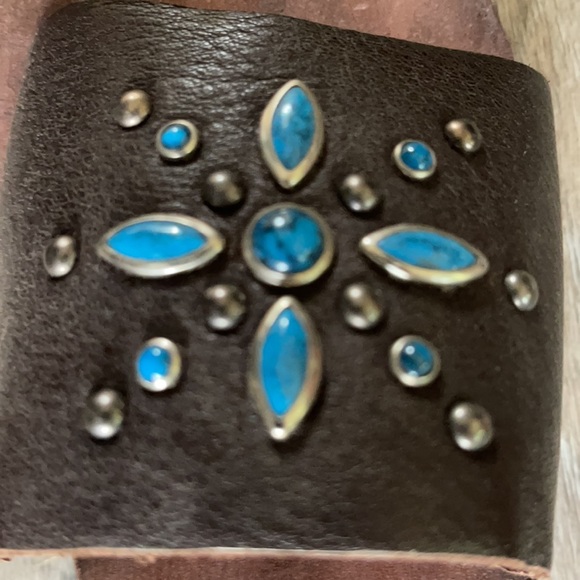 Mystique Leather Studded Sandals Size 9 - Picture 7 of 14